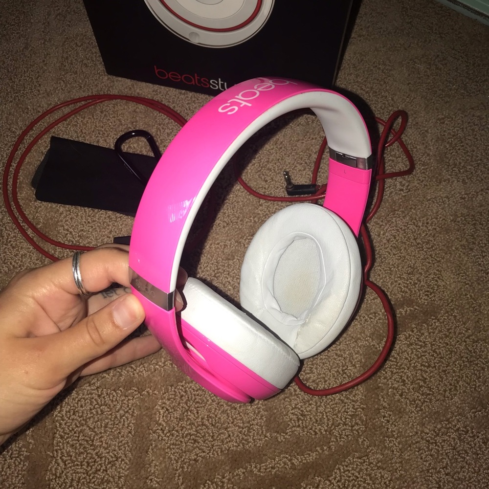 Beats Studio Pink - Picture 2 of 5